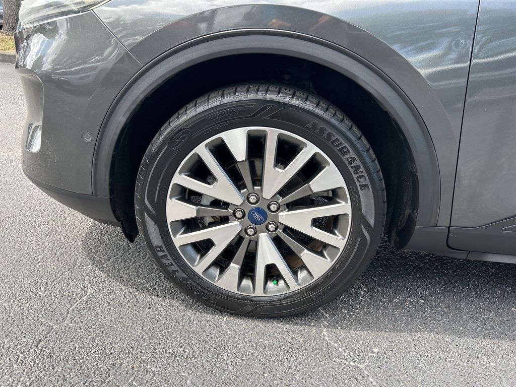 Vehicle image 50 of 53