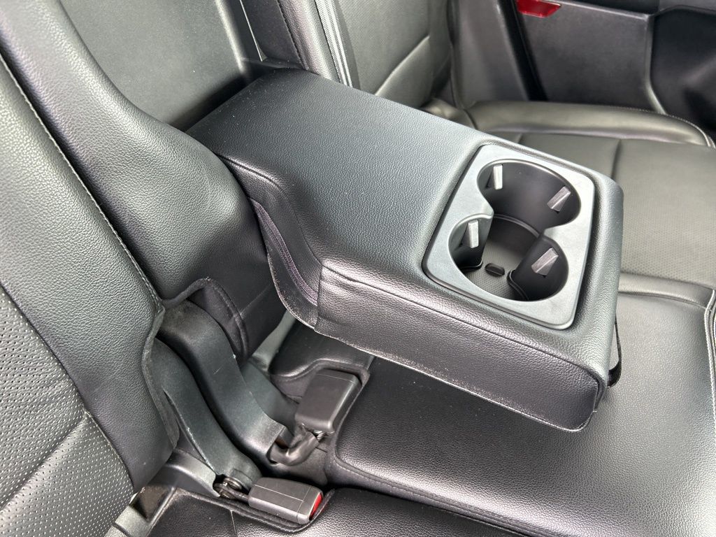 Vehicle image 47 of 53