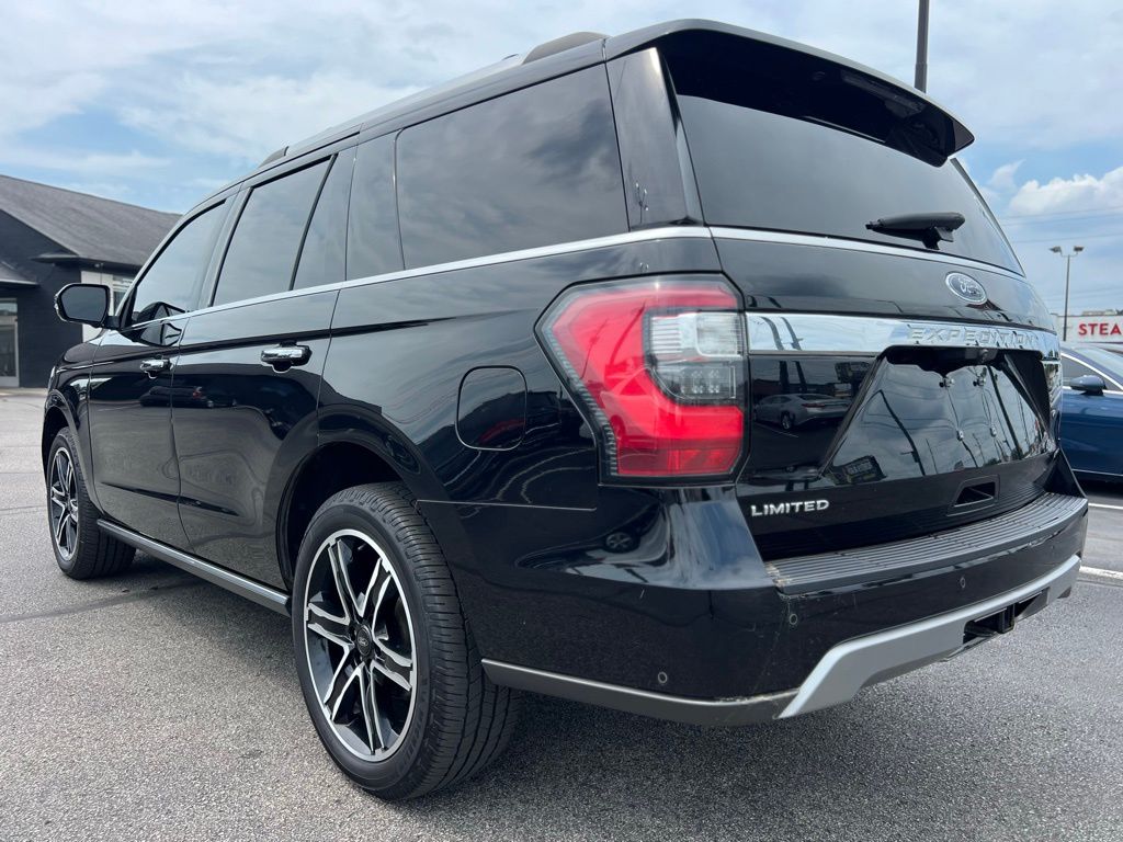 2020 Ford Expedition Limited Image 11 of 67