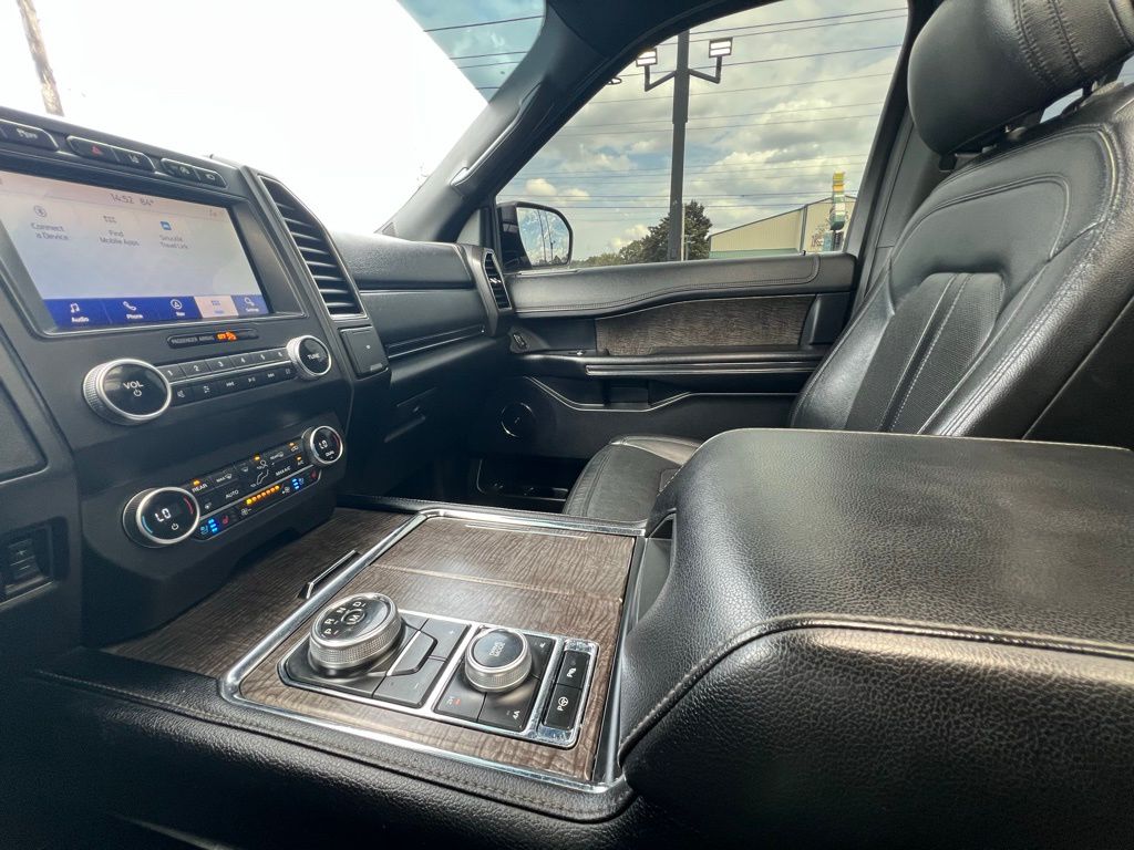 2020 Ford Expedition Limited Image 36 of 67