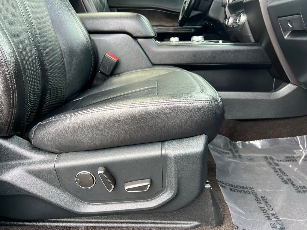 2020 Ford Expedition Limited Image 29 of 67