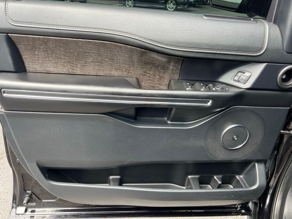 2020 Ford Expedition Limited Image 50 of 67