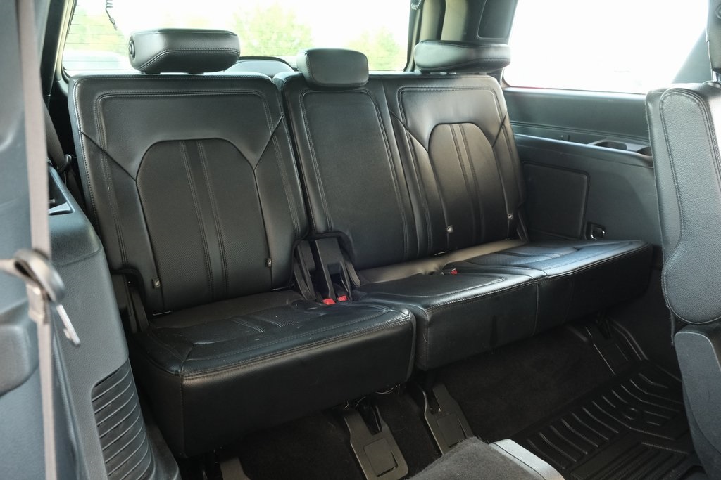 2020 Ford Expedition Limited Image 15 of 42