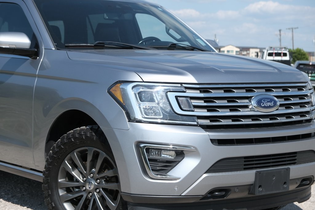 2020 Ford Expedition Limited Image 4 of 42