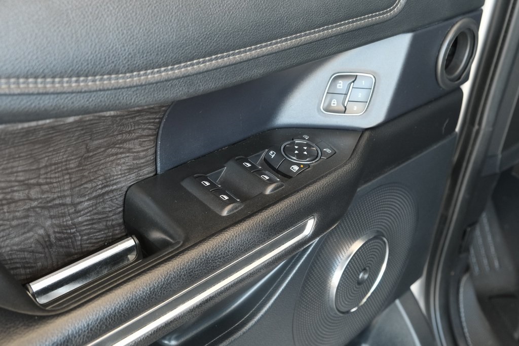 2020 Ford Expedition Limited Image 35 of 42