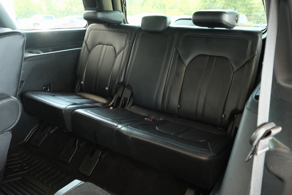 2020 Ford Expedition Limited Image 14 of 42
