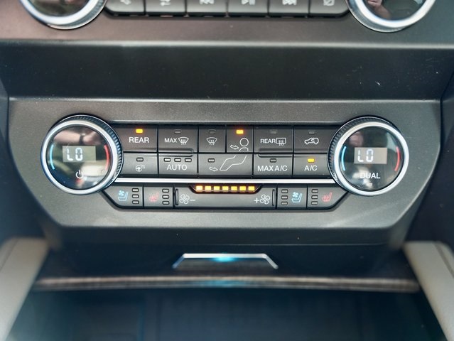 2020 Ford Expedition Limited Image 25 of 43