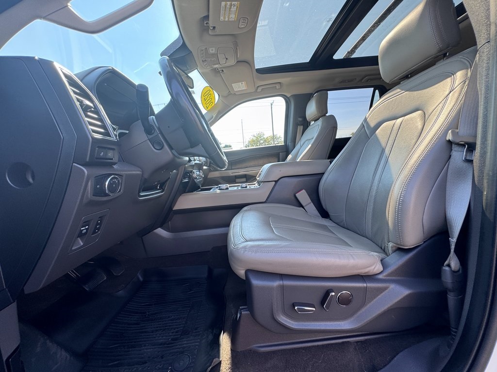 2020 Ford Expedition Limited Image 15 of 35