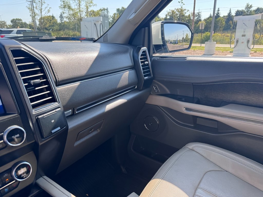 2020 Ford Expedition Limited Image 31 of 35