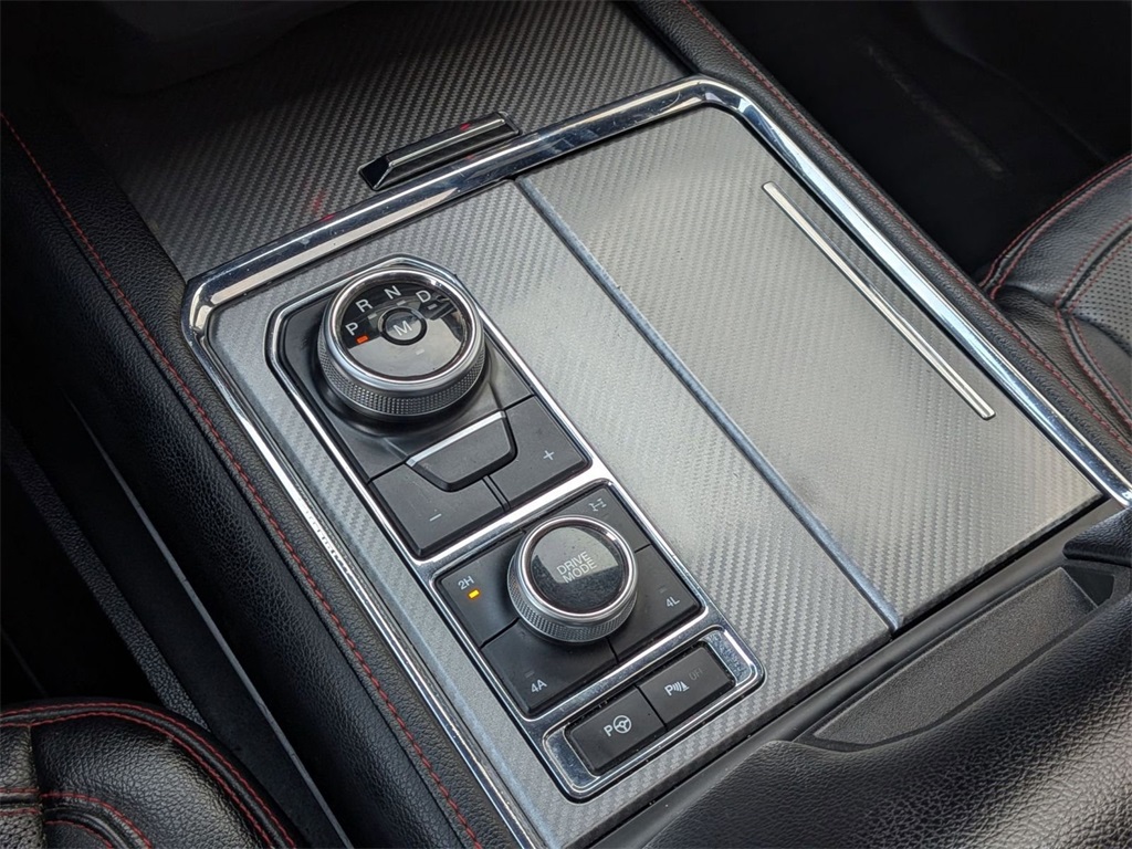 2020 Ford Expedition Limited Image 26 of 35