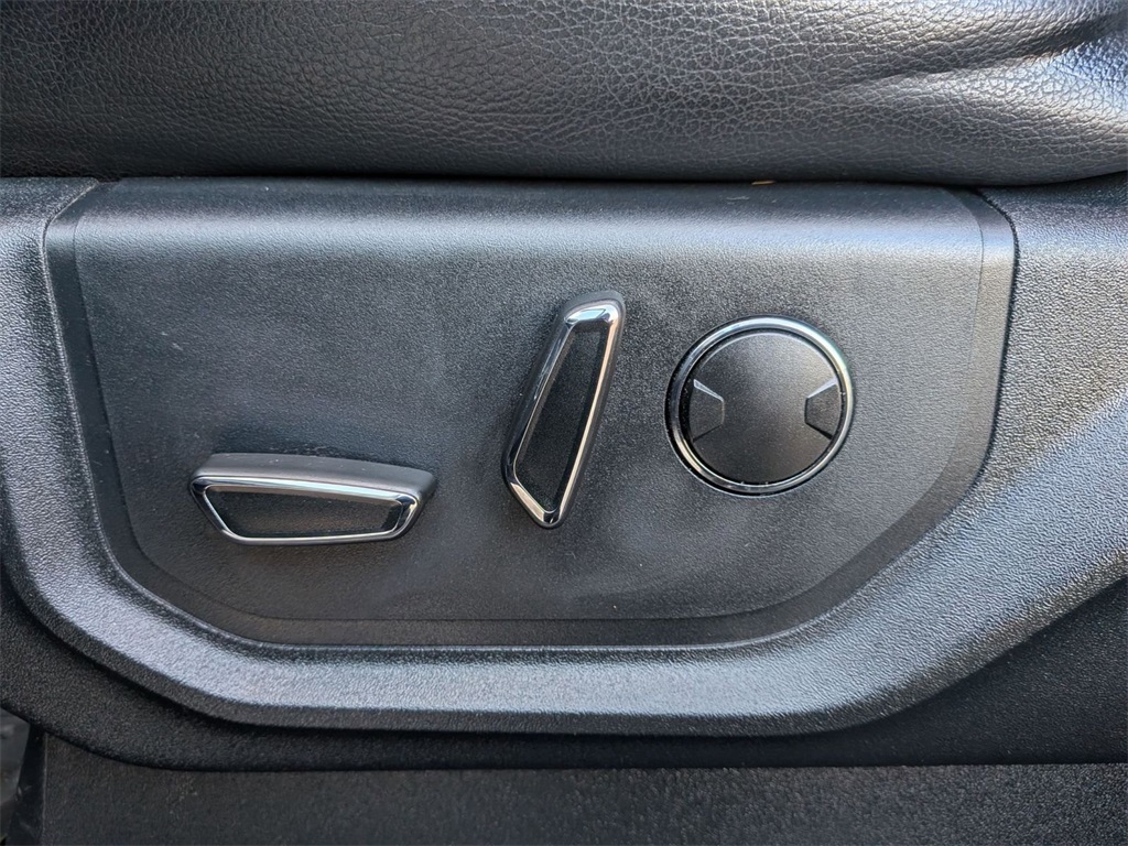 2020 Ford Expedition Limited Image 31 of 35