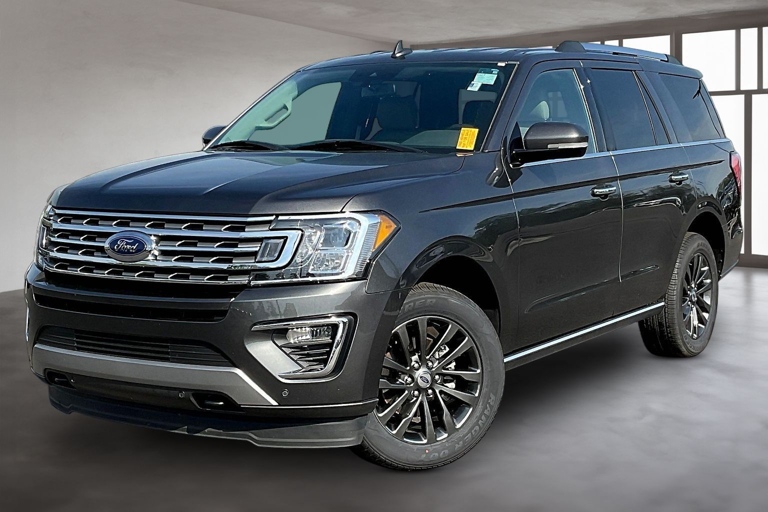 2020 Ford Expedition Limited Image 1 of 36