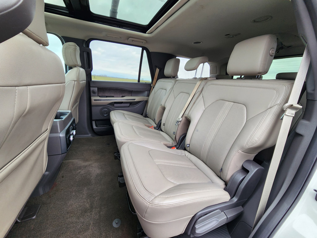 2020 Ford Expedition Limited Image 14 of 40