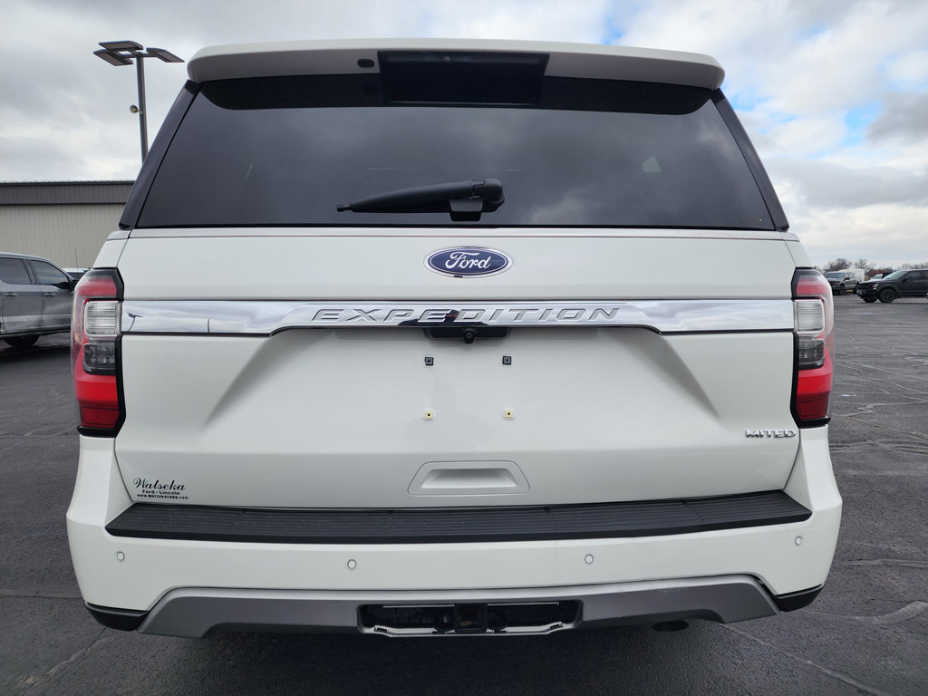 2020 Ford Expedition Limited Image 5 of 40