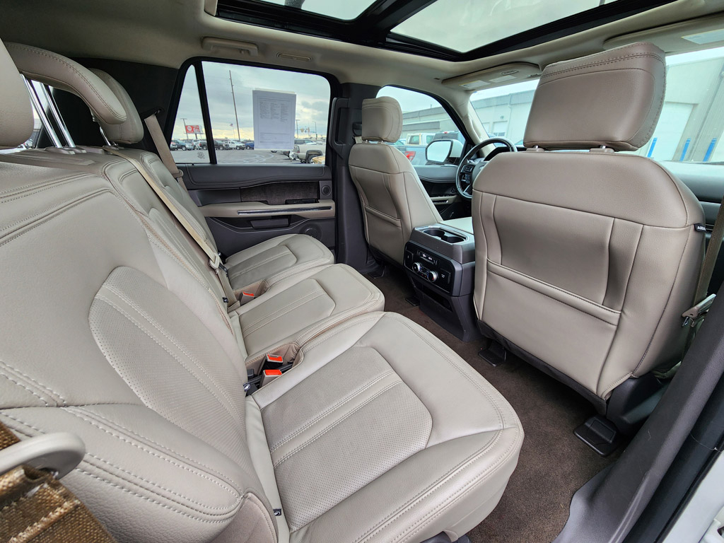 2020 Ford Expedition Limited Image 13 of 40