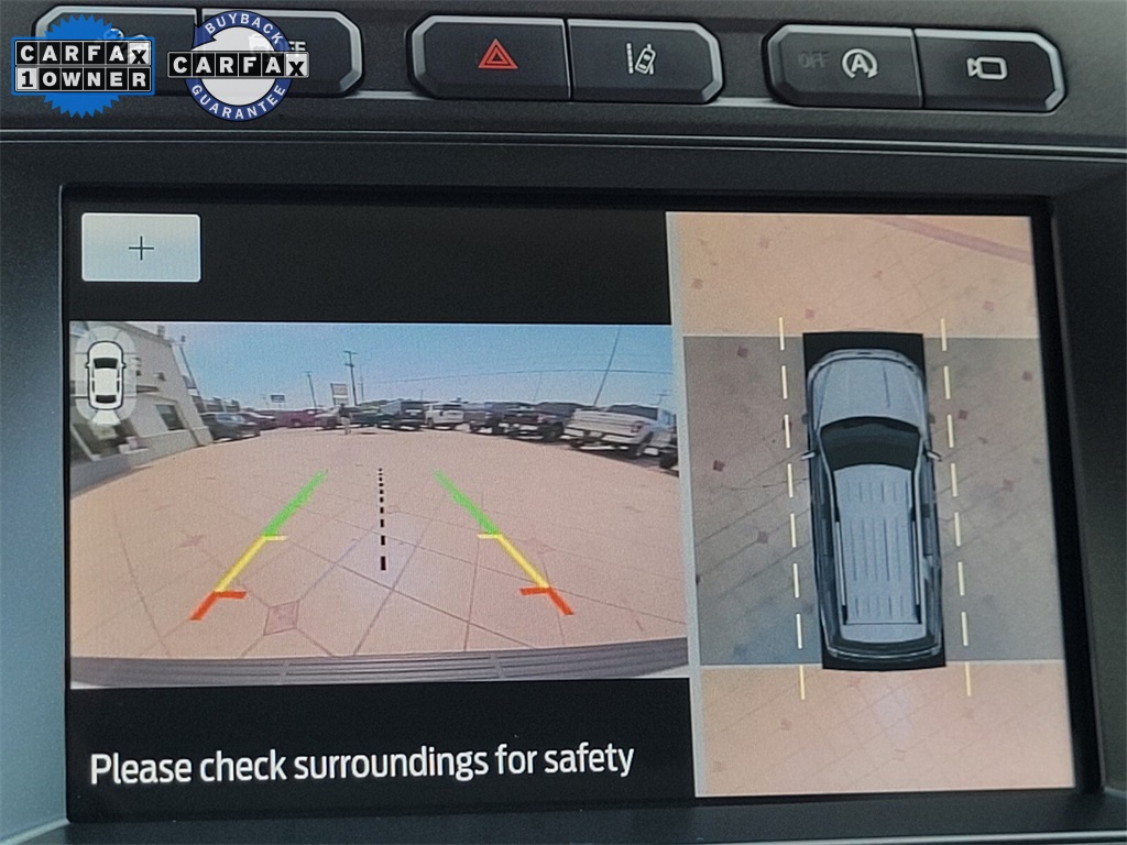 Vehicle image 32 of 48