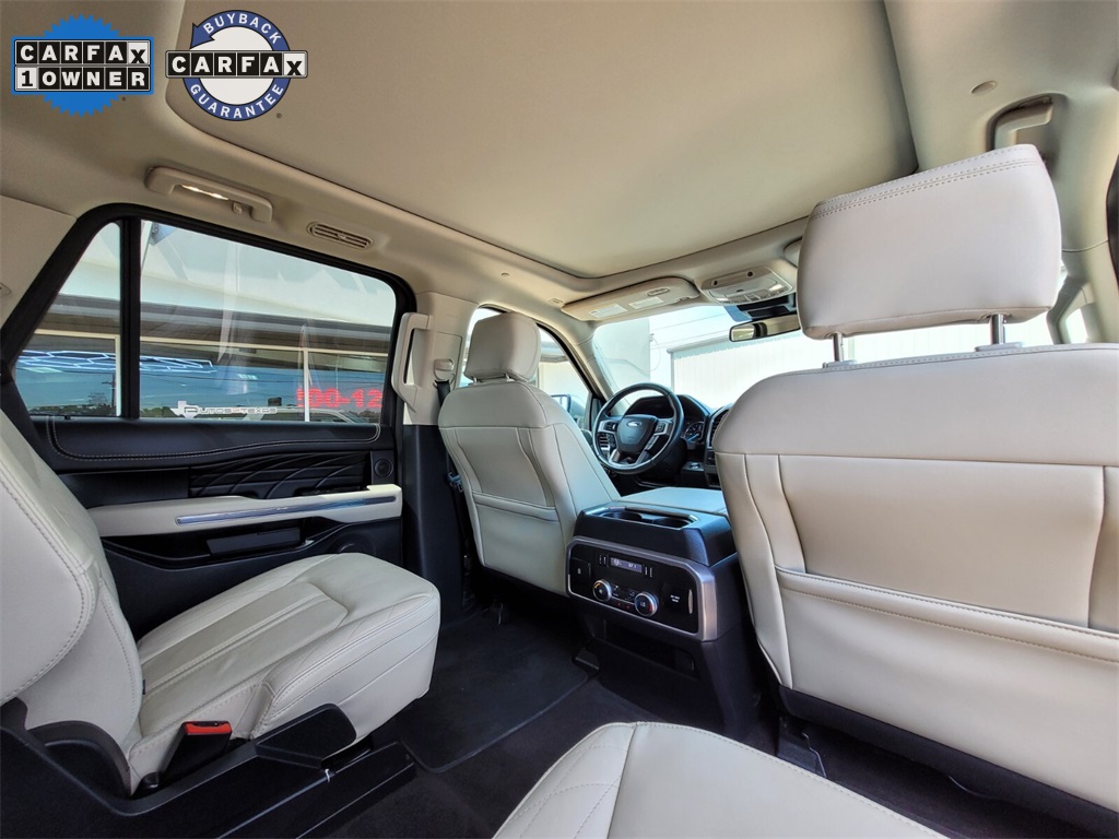 Vehicle image 17 of 48