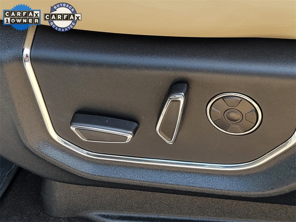 Vehicle image 35 of 48