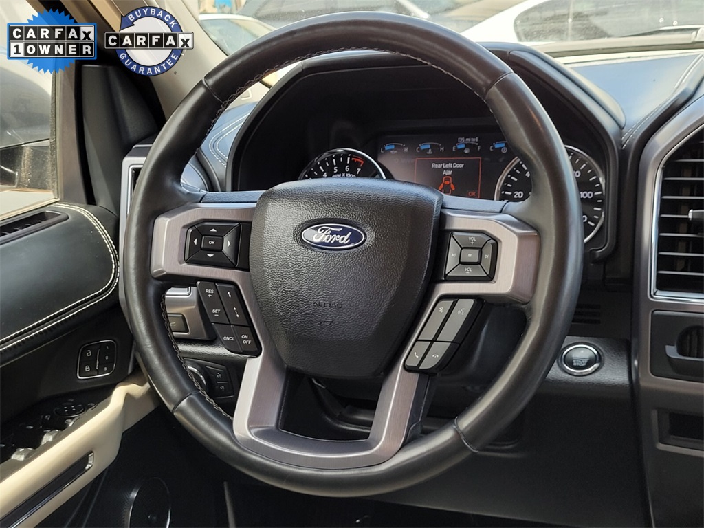 Vehicle image 40 of 48