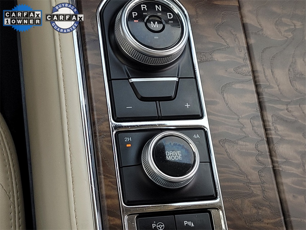 Vehicle image 41 of 48