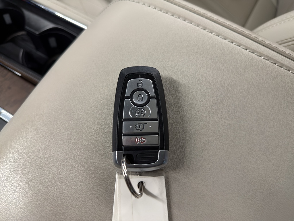 2020 Ford Expedition Platinum Image 26 of 39