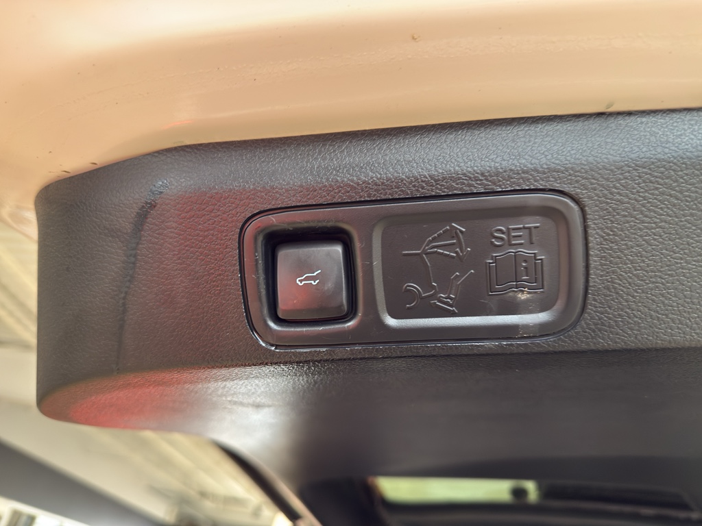 2020 Ford Expedition Platinum Image 34 of 39