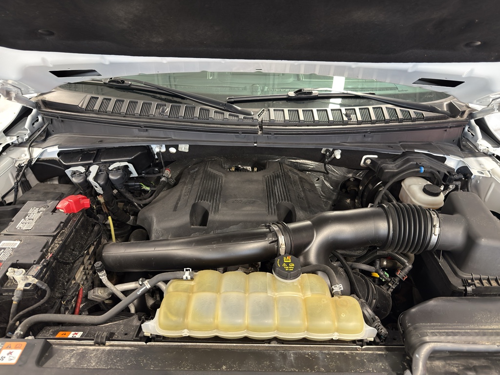 2020 Ford Expedition Platinum Image 8 of 39