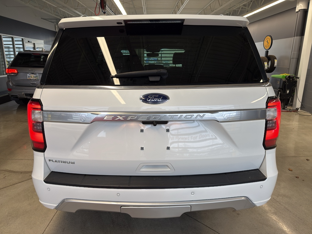 2020 Ford Expedition Platinum Image 11 of 39