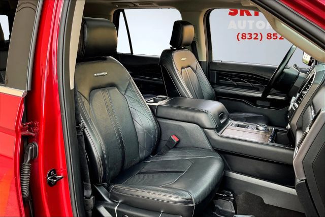 2020 Ford Expedition Platinum Image 11 of 33