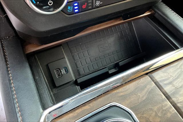 2020 Ford Expedition Platinum Image 28 of 33