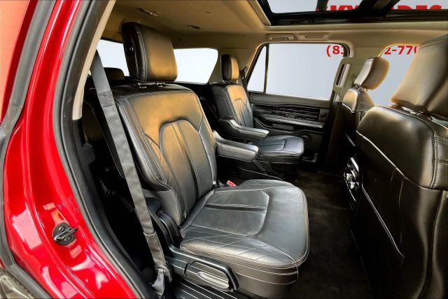 2020 Ford Expedition Platinum Image 10 of 33