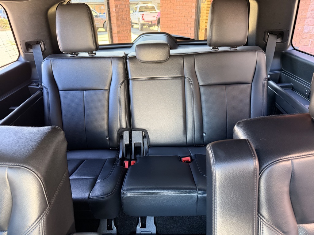 2020 Ford Expedition XLT Image 8 of 31