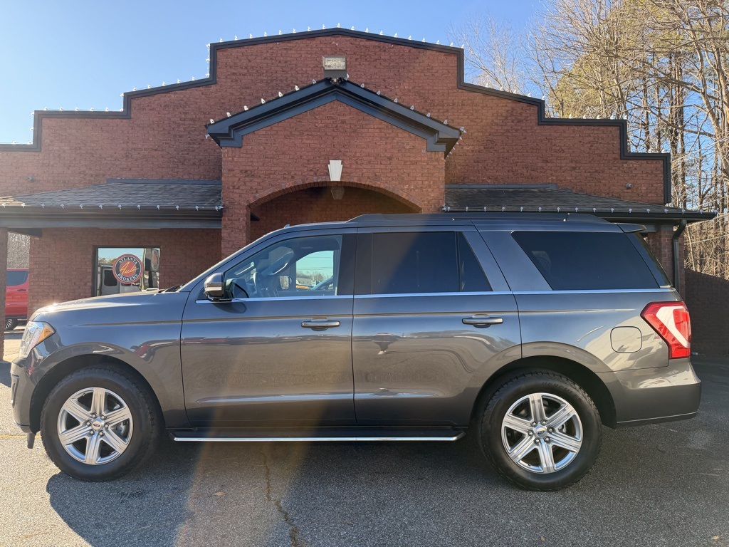 2020 Ford Expedition XLT Image 4 of 31