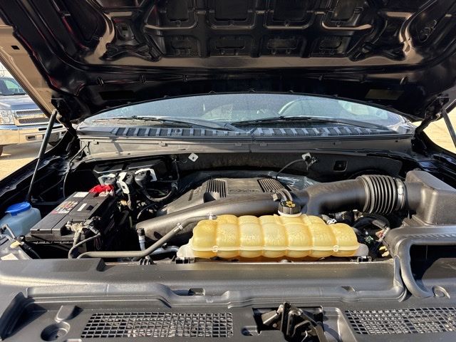 2020 Ford Expedition XLT Image 8 of 34