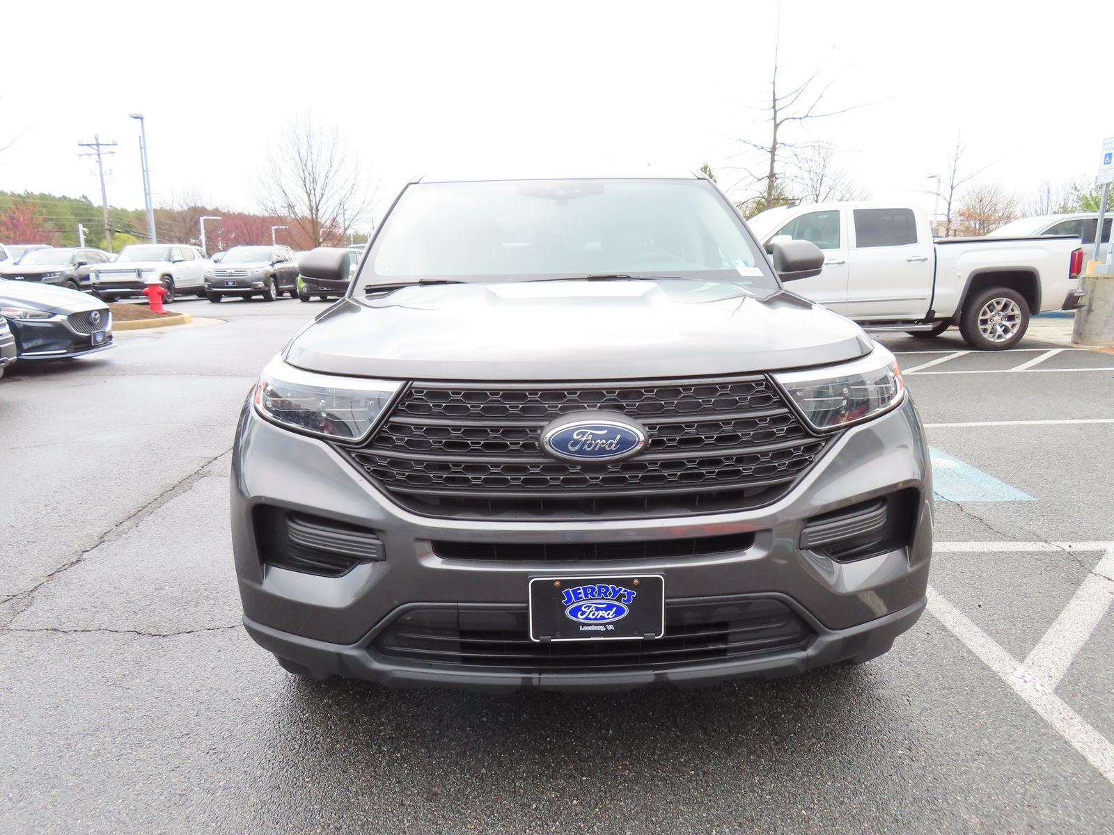 2020 Ford Explorer Base Image 3 of 32