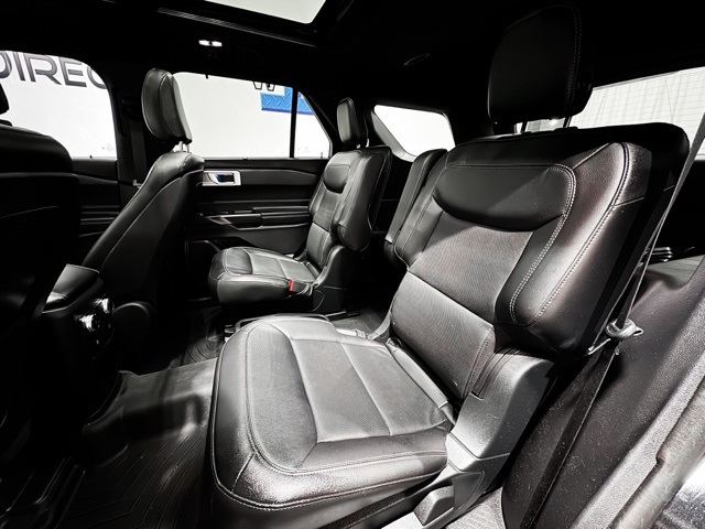 Vehicle image 20 of 27