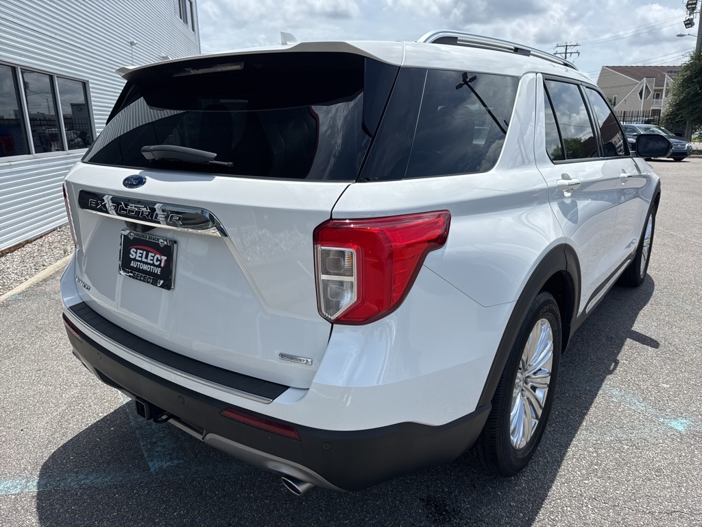 Vehicle image 2 of 30