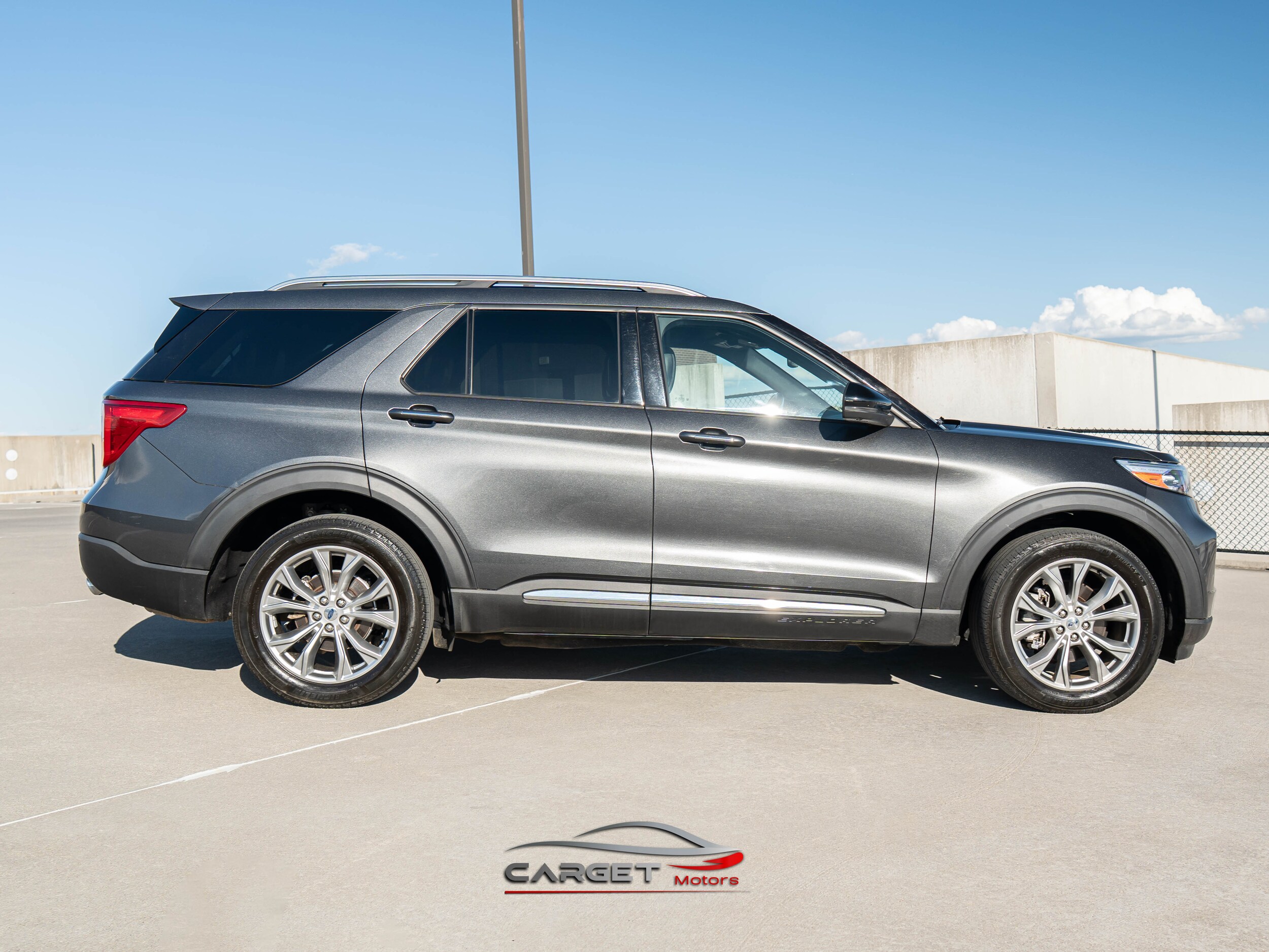 Vehicle image 6 of 53