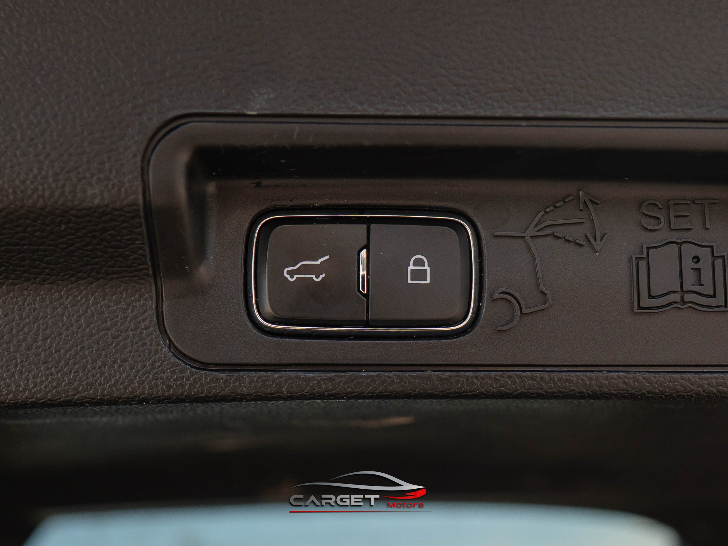 Vehicle image 48 of 53