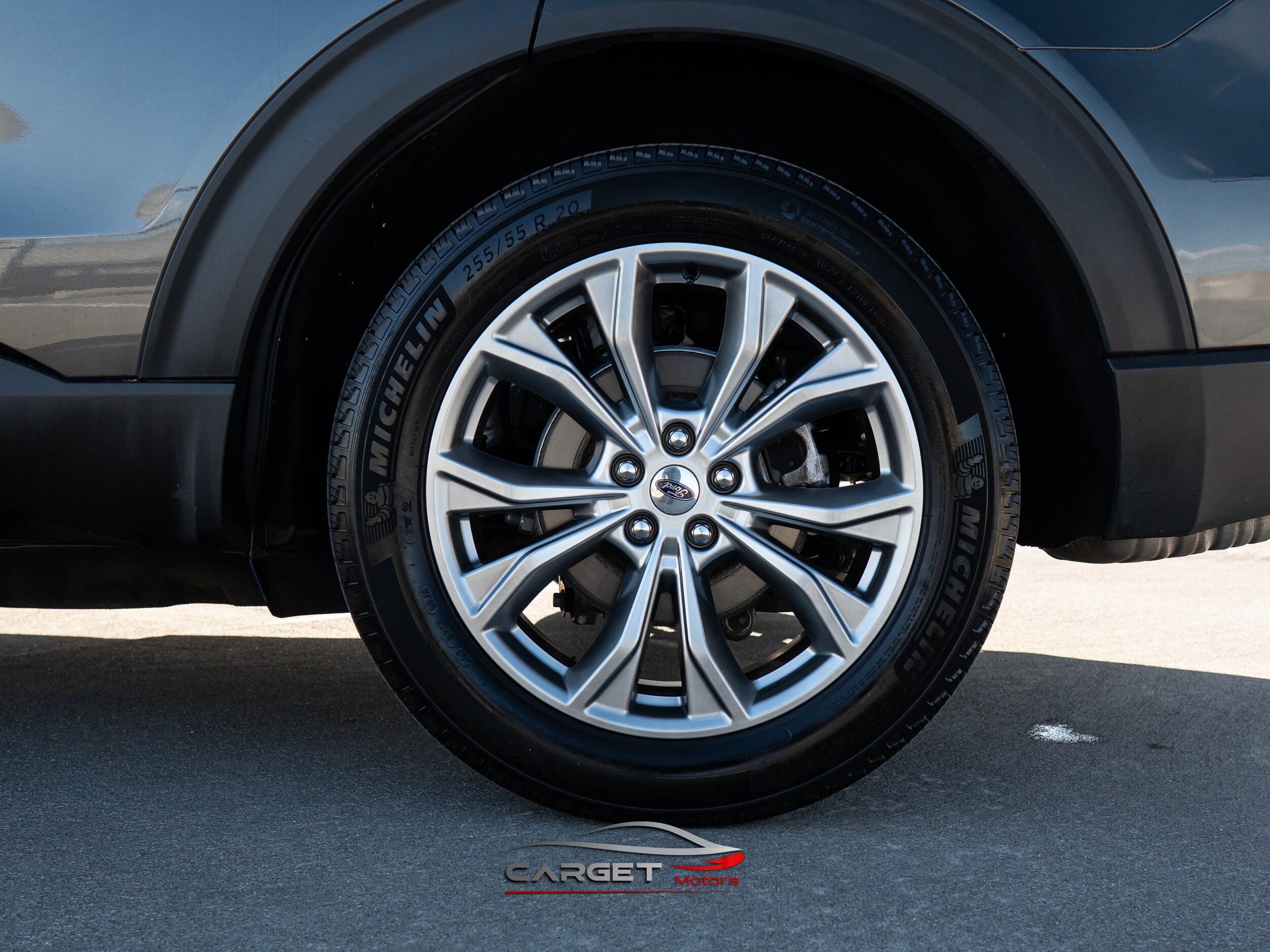 Vehicle image 12 of 53