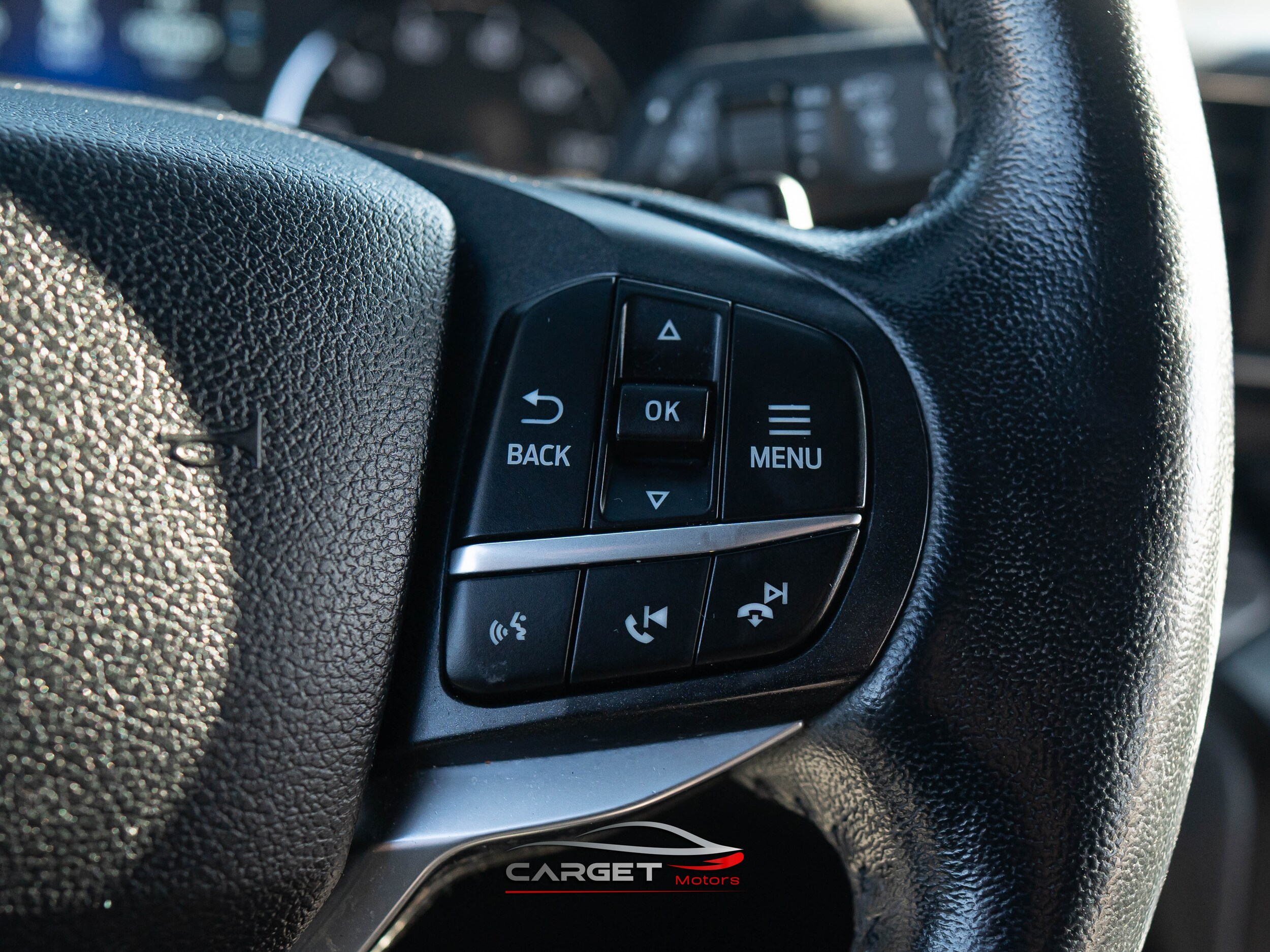 Vehicle image 26 of 53
