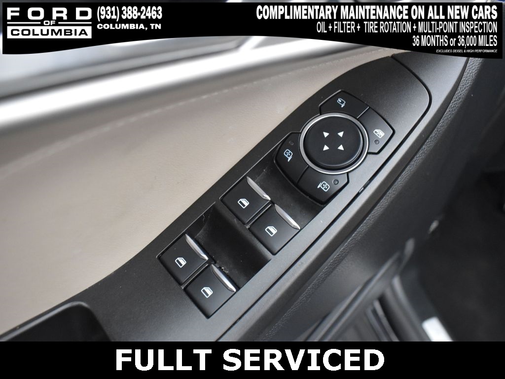 Vehicle image 32 of 43