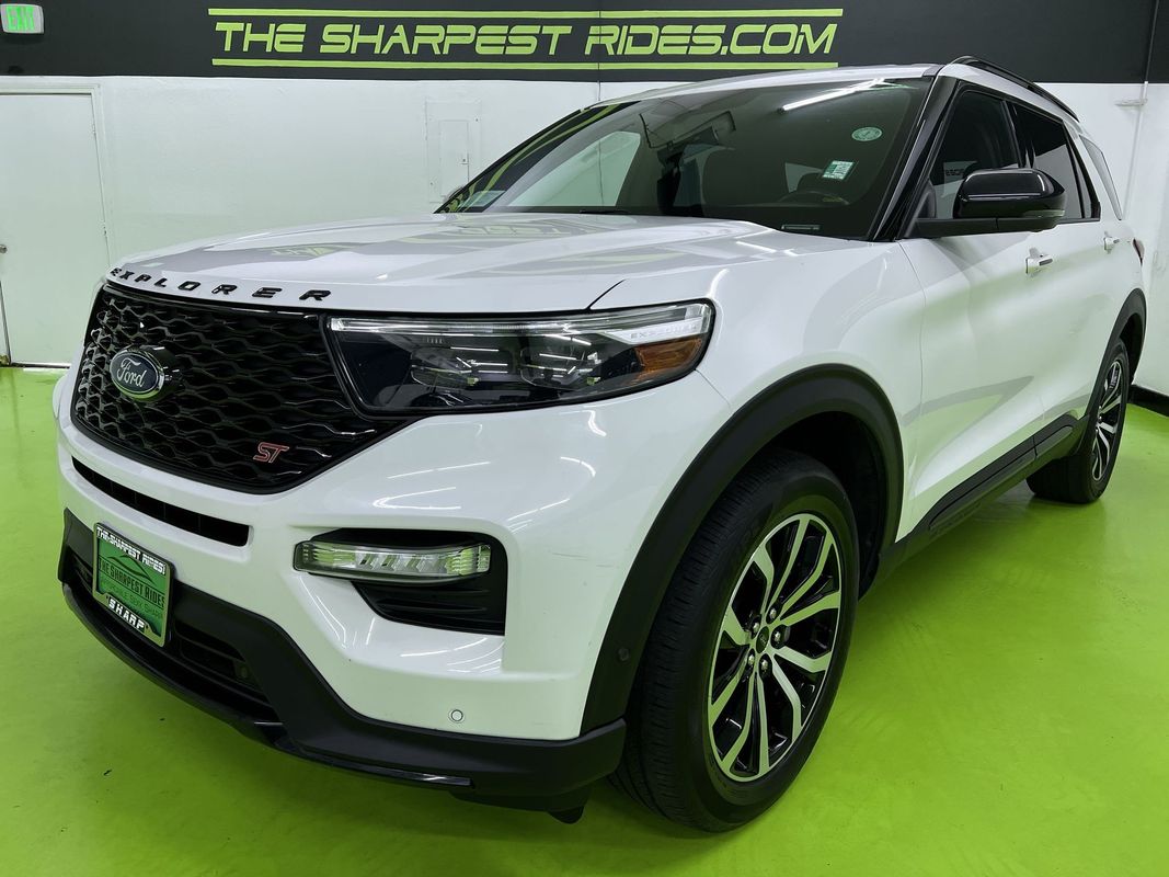 2020 Ford Explorer ST Image 1 of 30