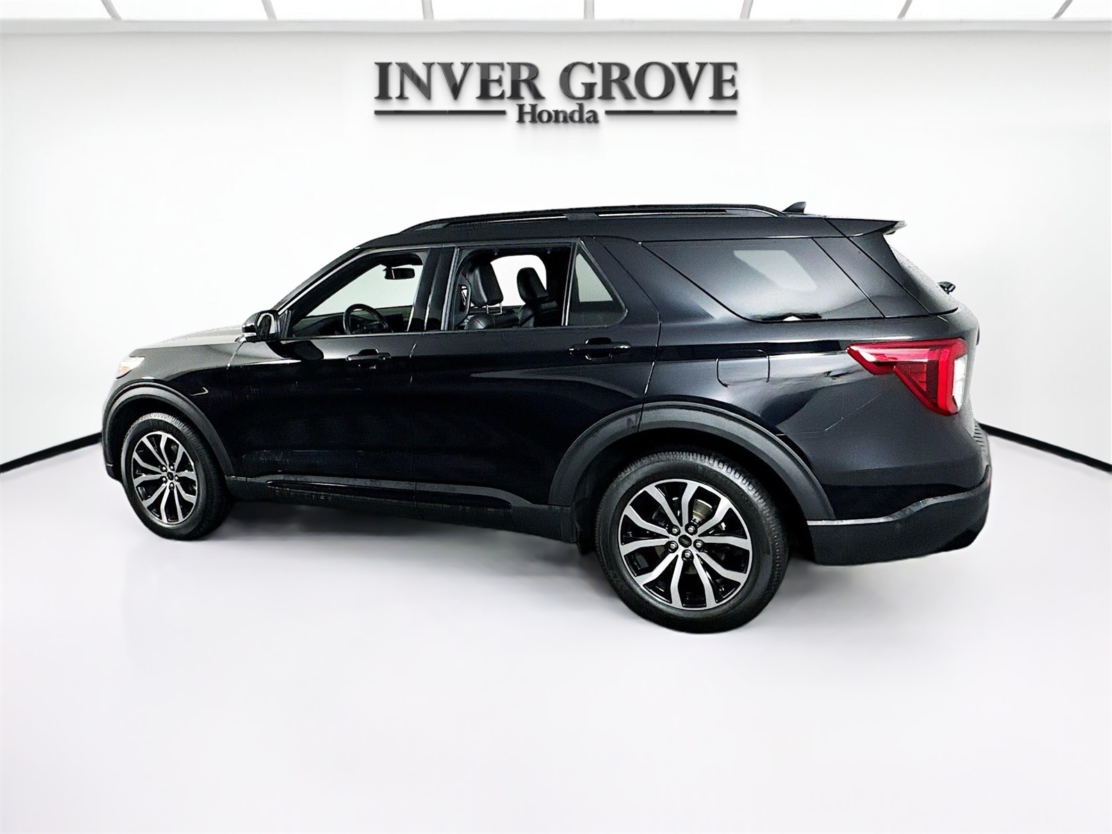 Vehicle image 7 of 22