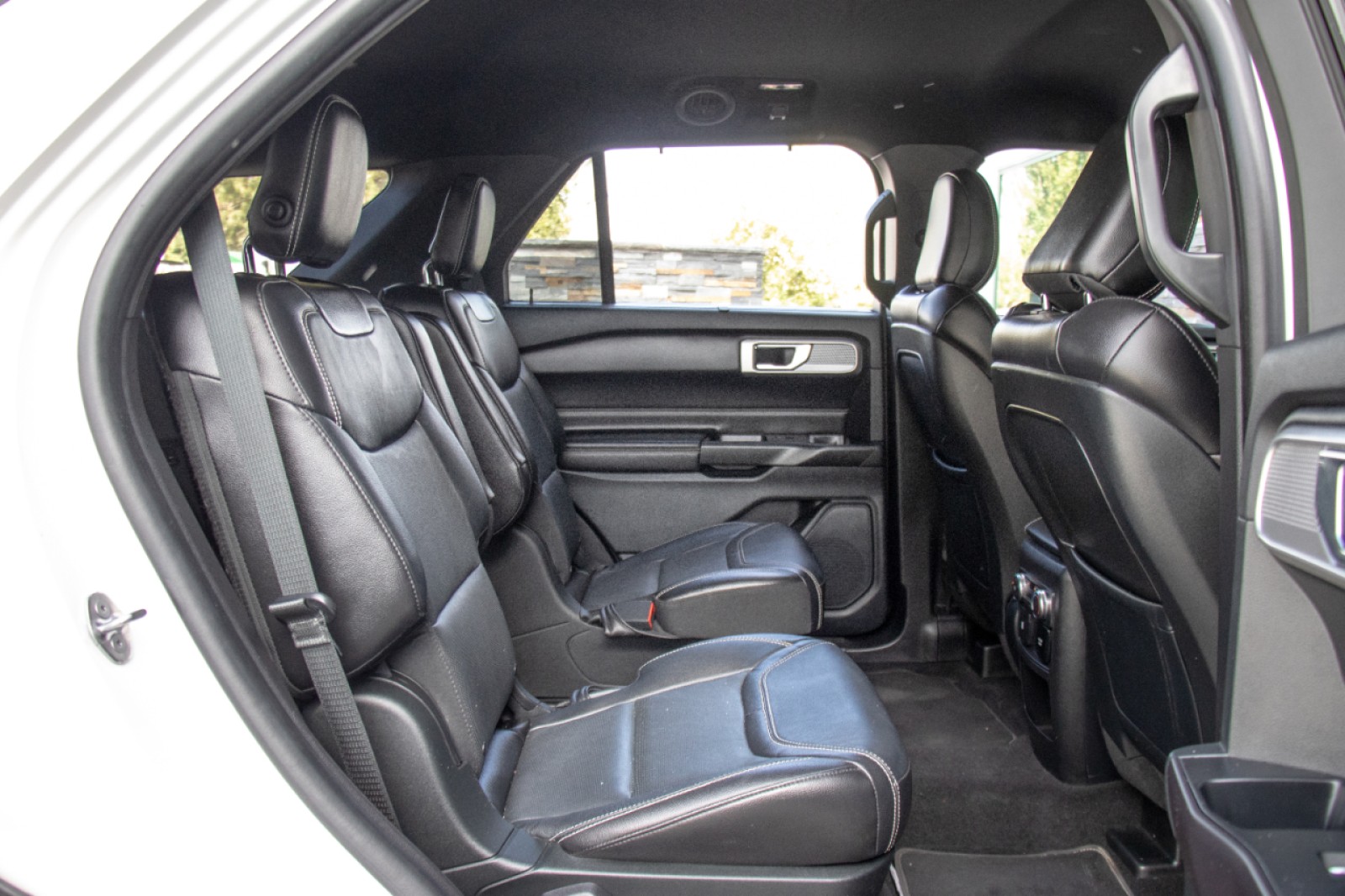 Vehicle image 20 of 26