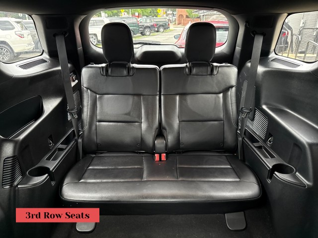 Vehicle image 43 of 46
