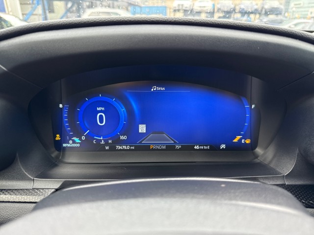 Vehicle image 22 of 46