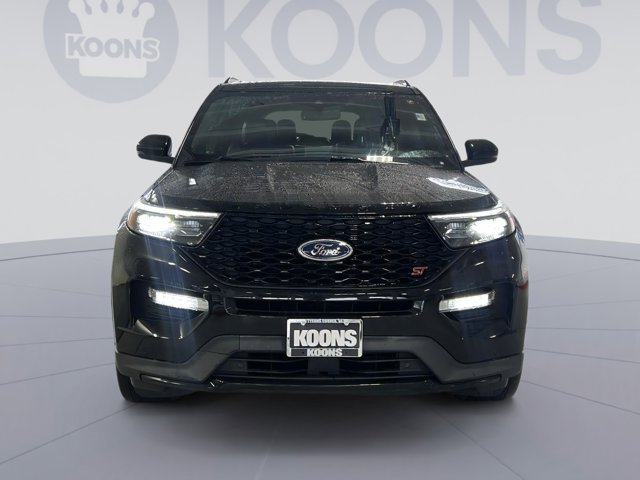 Vehicle image 2 of 38
