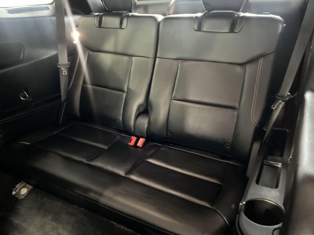 Vehicle image 14 of 38