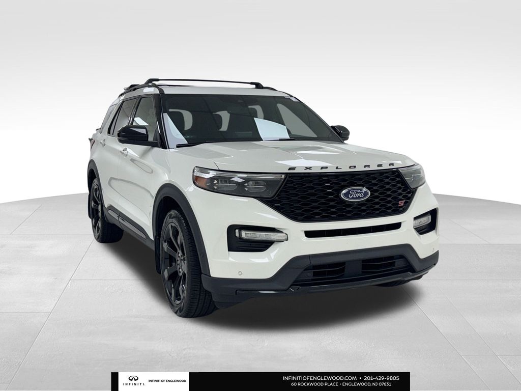 Vehicle image 2 of 43